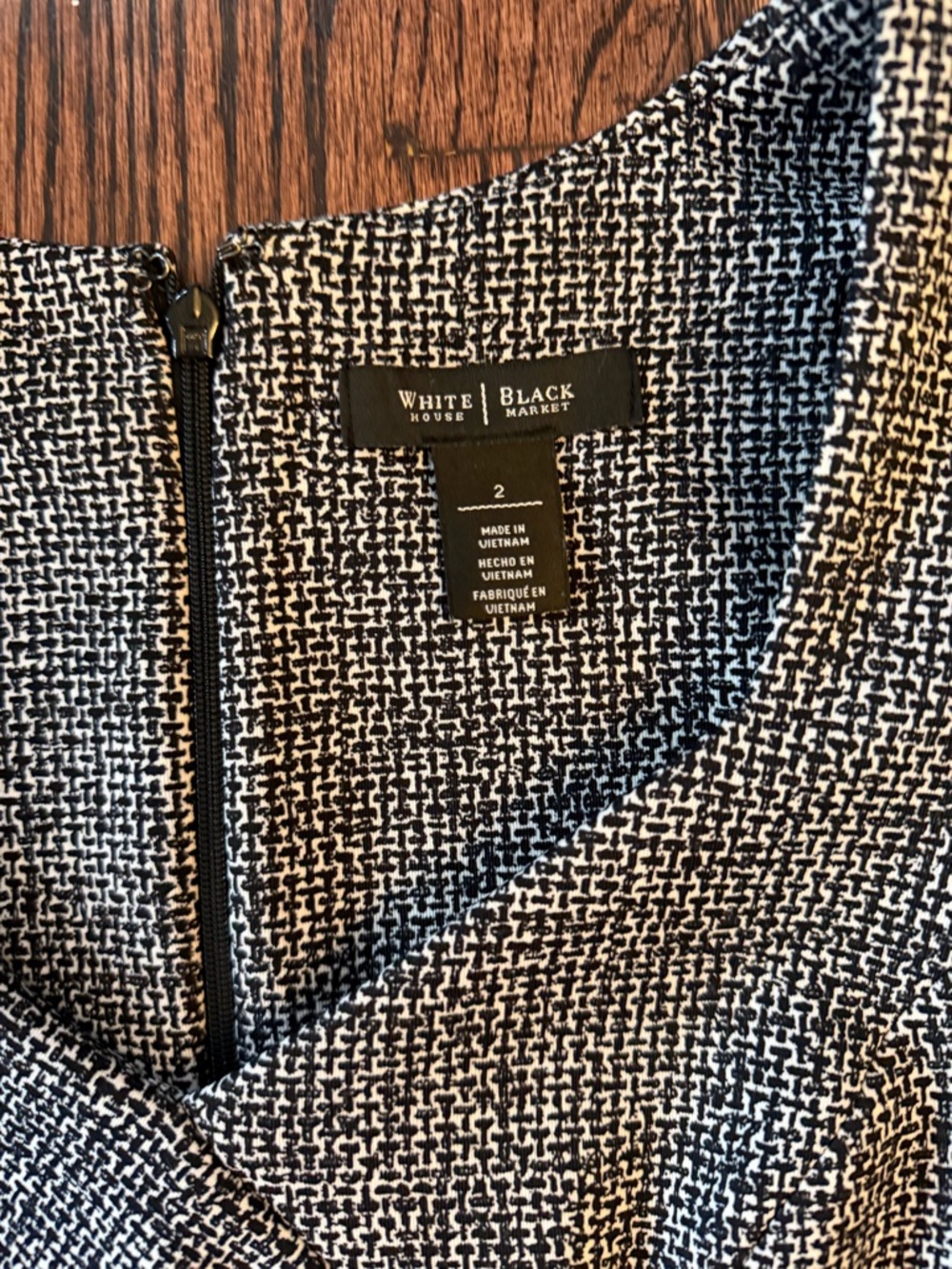 White House Black Market Gray Textured Cap-Sleeve Midi Sheath Dress - Picture 3 of 3